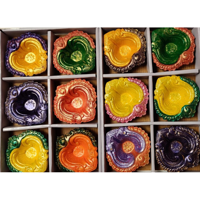 Heart Leaf Diya (1 Pc)